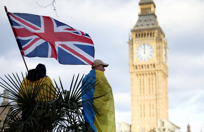 UK invites Britons to open homes to Ukrainians 