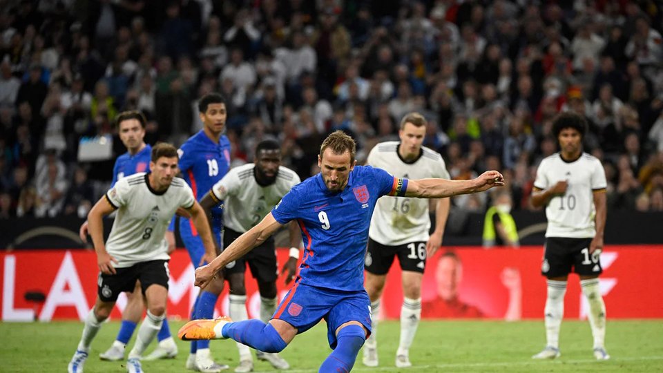 Kane's 50th England goal rescues draw with Germany