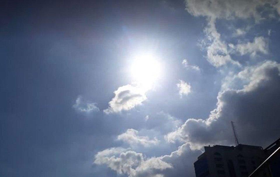 Mild heat wave may continue in parts of country