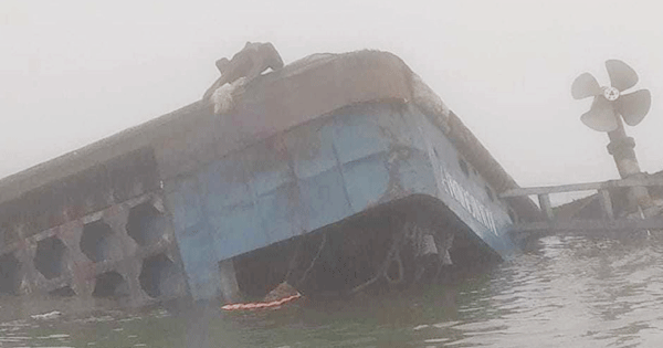 Rajanigandha Ferry capsizes in Padma River