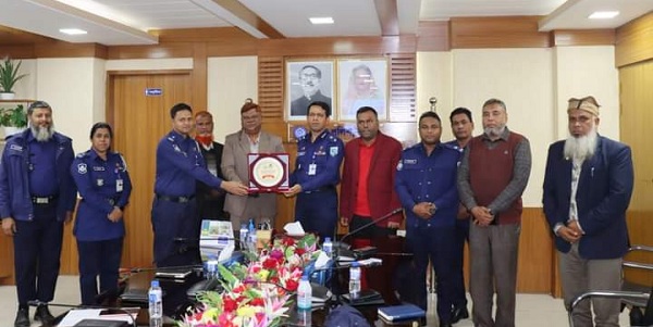 Farewell reception for police inspector in Rangpur