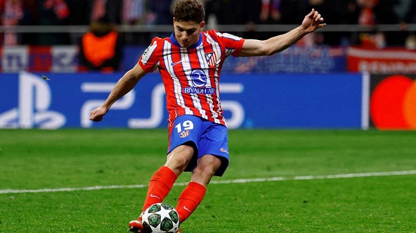 Why was Alvarez's goal disallowed in the tiebreaker?