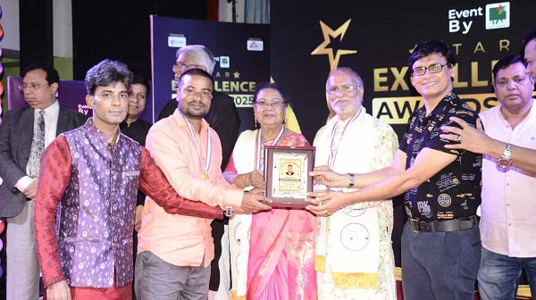 Journalist Chowdhury Jiban receives Star Excellence Award 2025