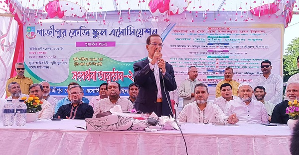 Reception of meritorious students who received scholarships in Pubail