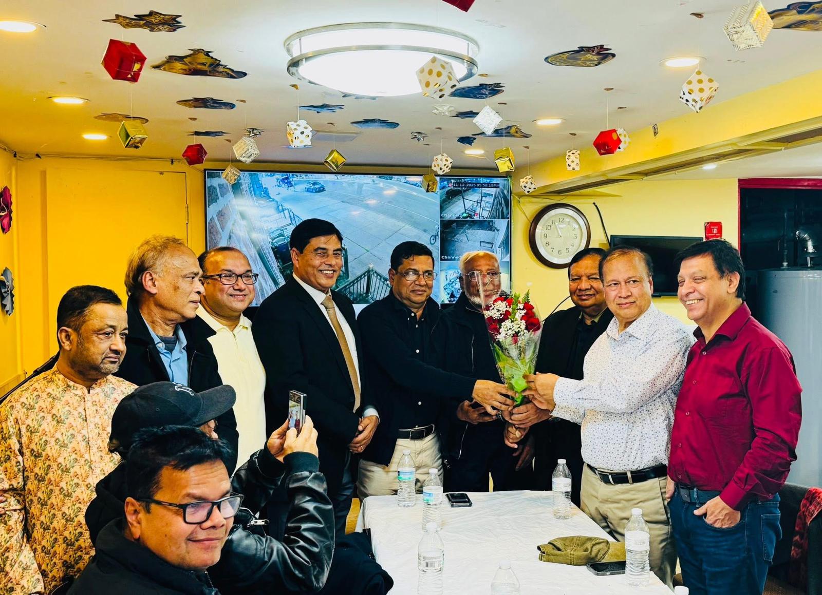 Chattogram Development Movement’s Torchbearer Barrister Monwar Hossain Receives an Extraordinary Reception from the Chittagong Association in New York